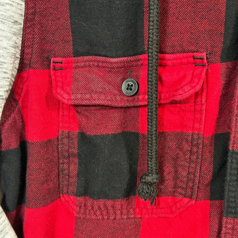 Hollister Hooded Flannel Mens M Buffalo Plaid Red Black Hoodie Shacket Shirt
